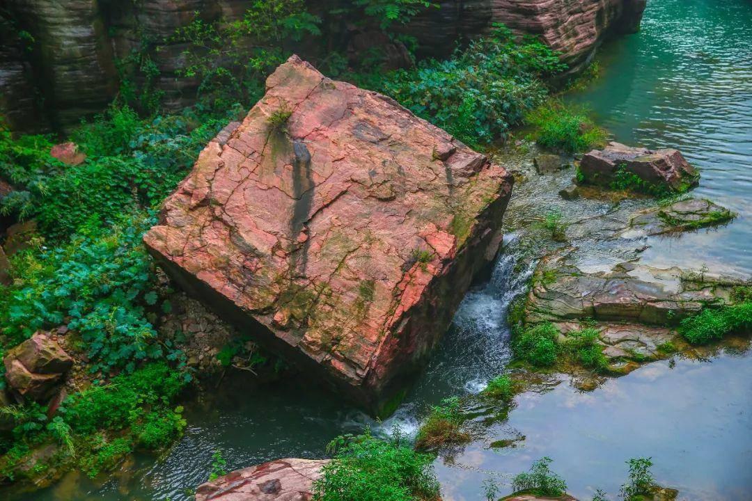 层层恐惧